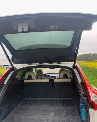 Volvo XC 60 cena 73500 przebieg: 156440, rok produkcji 2016 z Węgrów małe 37